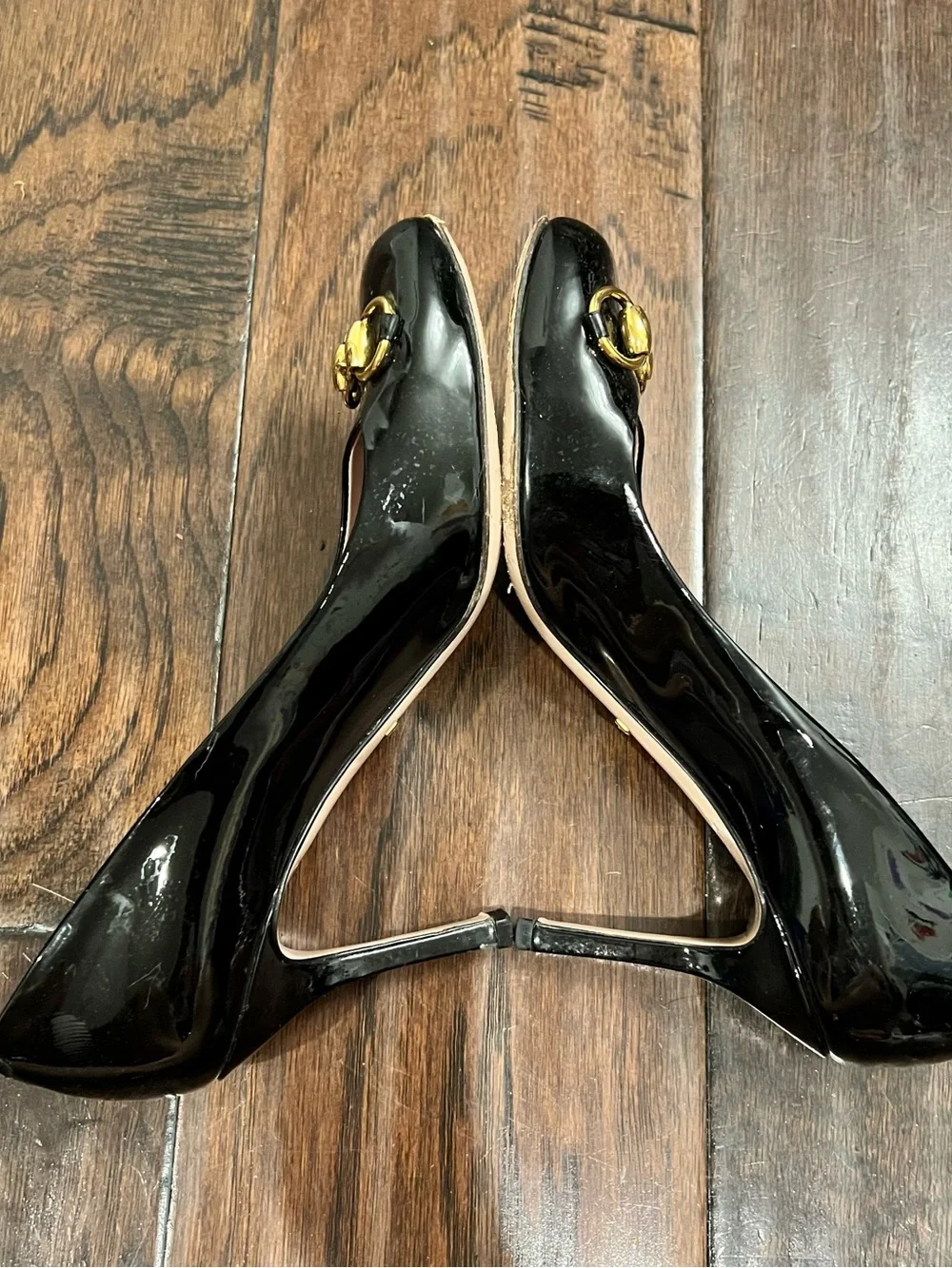 Gucci Black Patent Leather Pumps with Gold Horsebit